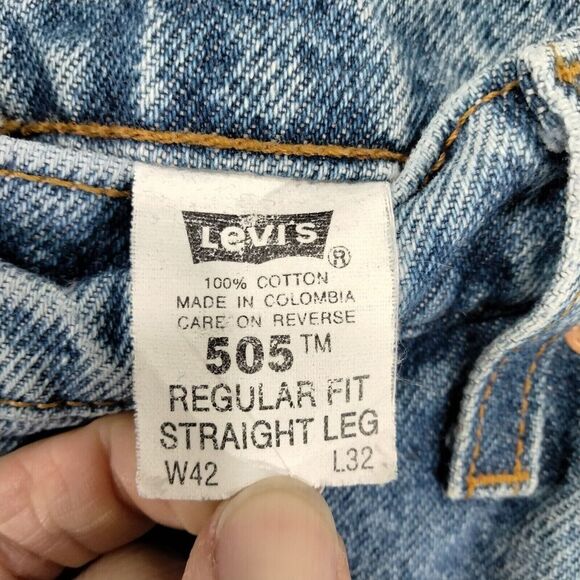 Levi's 505 Straight Leg Jeans Mens Size 42 x 32 Medium Wash Regular Fit Vintage - Picture 6 of 10